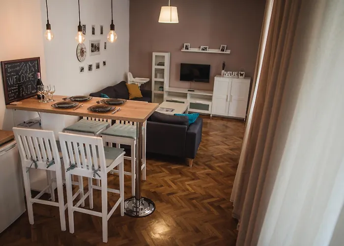 Oldies Apartment